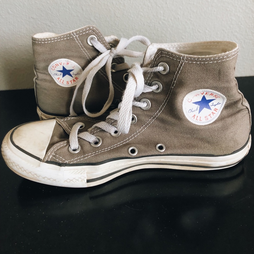 Grey Converse - Picture 4 of 4